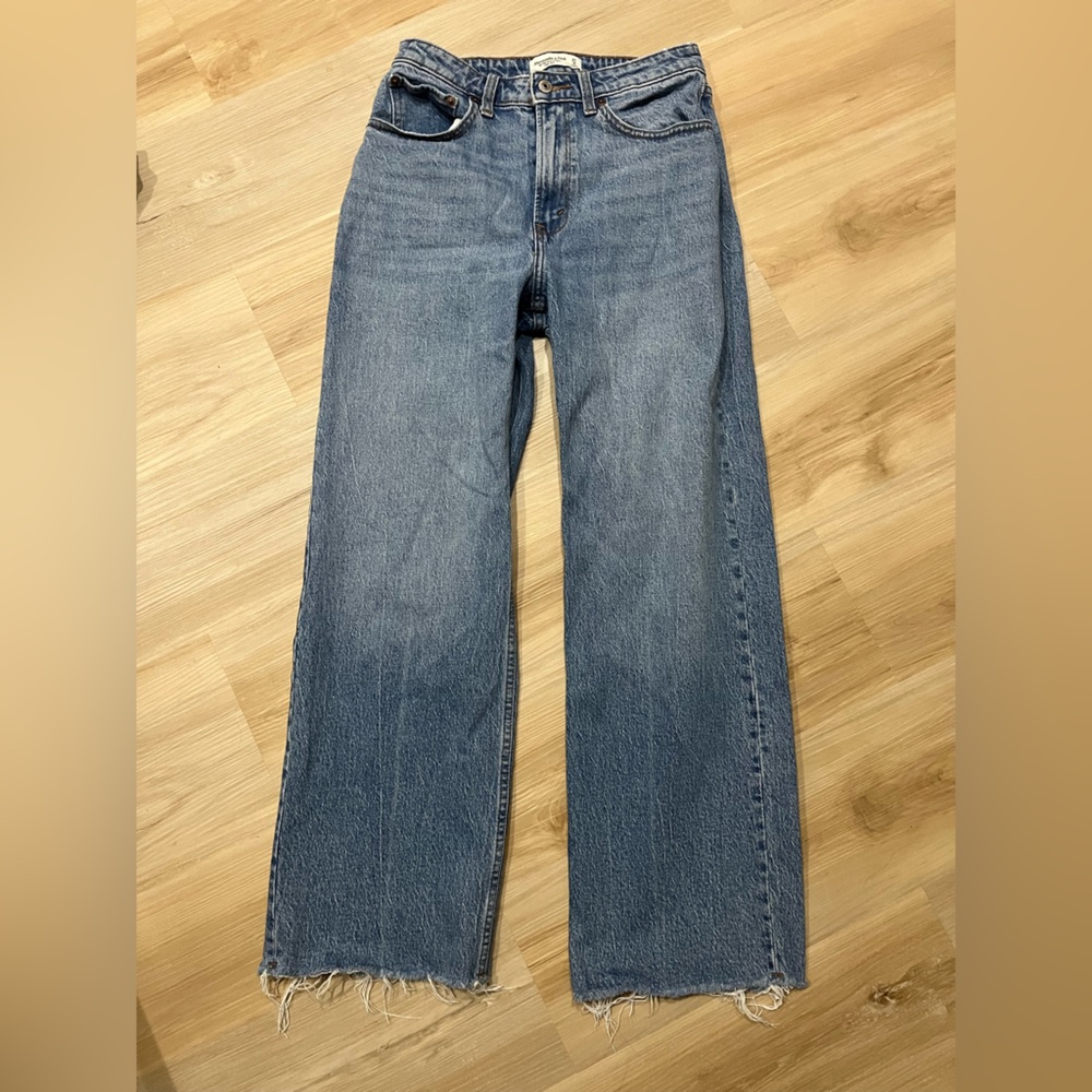 Abercrombie & Fitch Light Blue CurveLove Denim Jeans